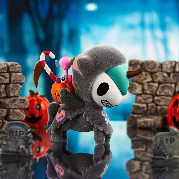 tokidoki Reaper Unicorno from Unicorno After Dark Series 5 - Picture 1 of 3